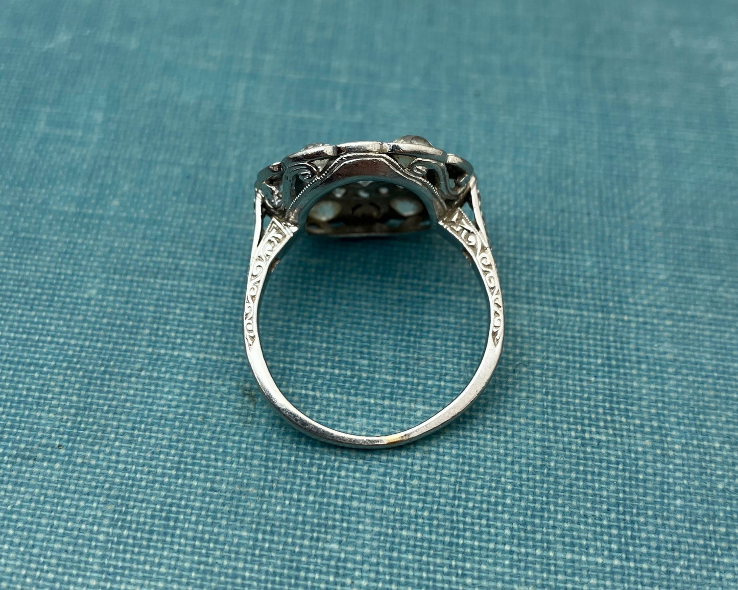 Dinner Ring
