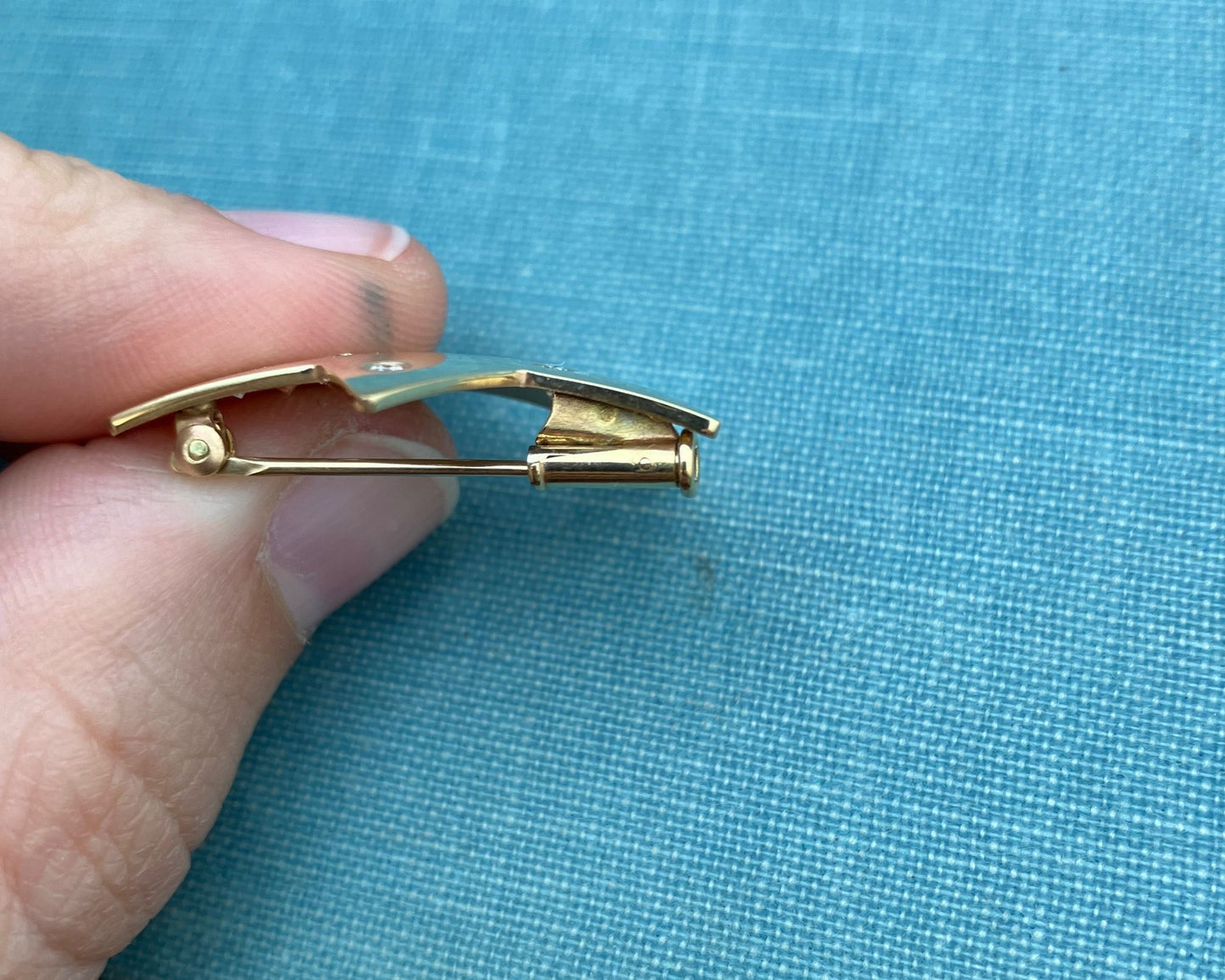 Star Brooch with Natural Diamonds