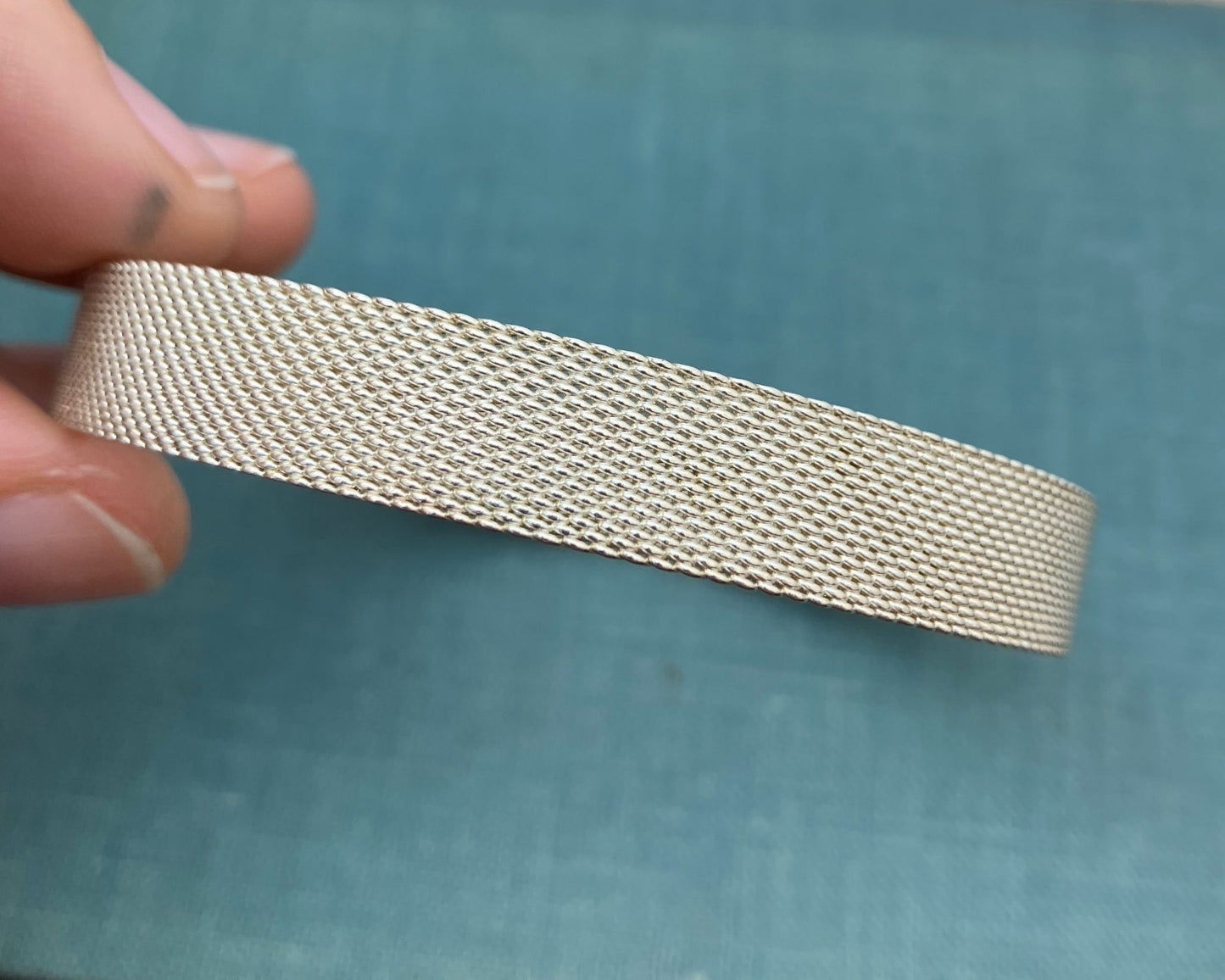 Mesh Bangle Bracelet