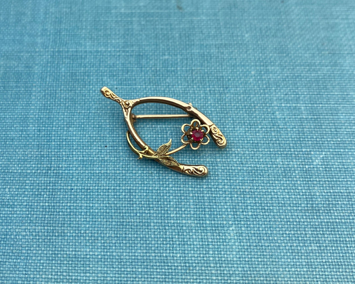 Wishbone Brooch