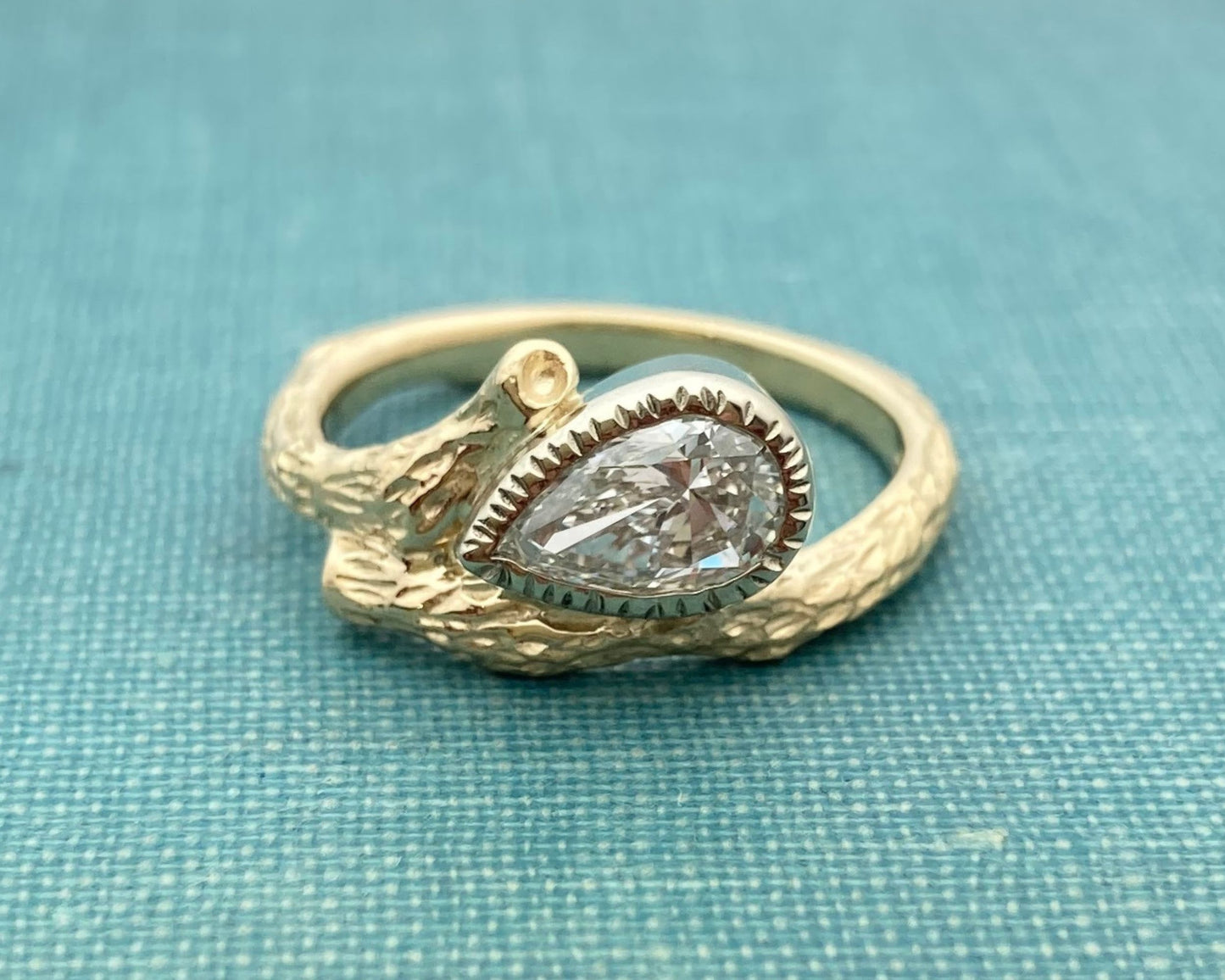 Pear Diamond Branch Ring