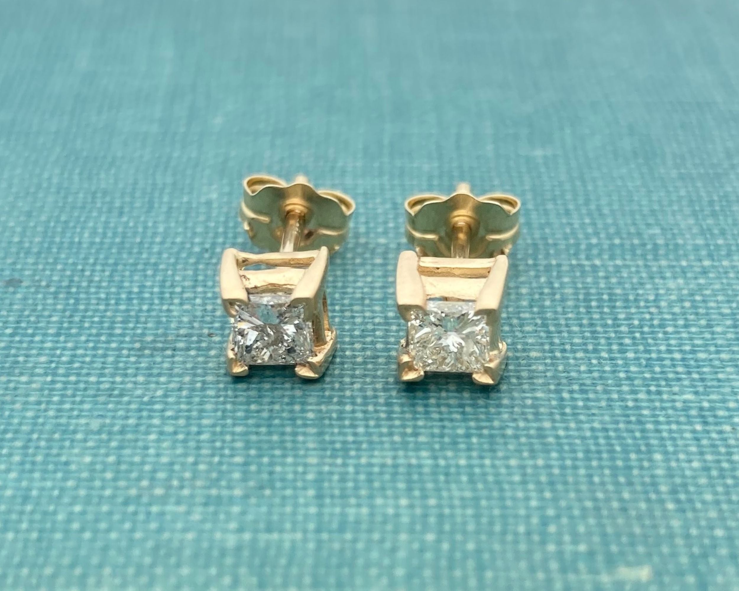 1/2 CT. T.W. Princess-Cut Enhanced Yellow Diamond Oval Hoop Earrings in  Sterling Silver | Zales