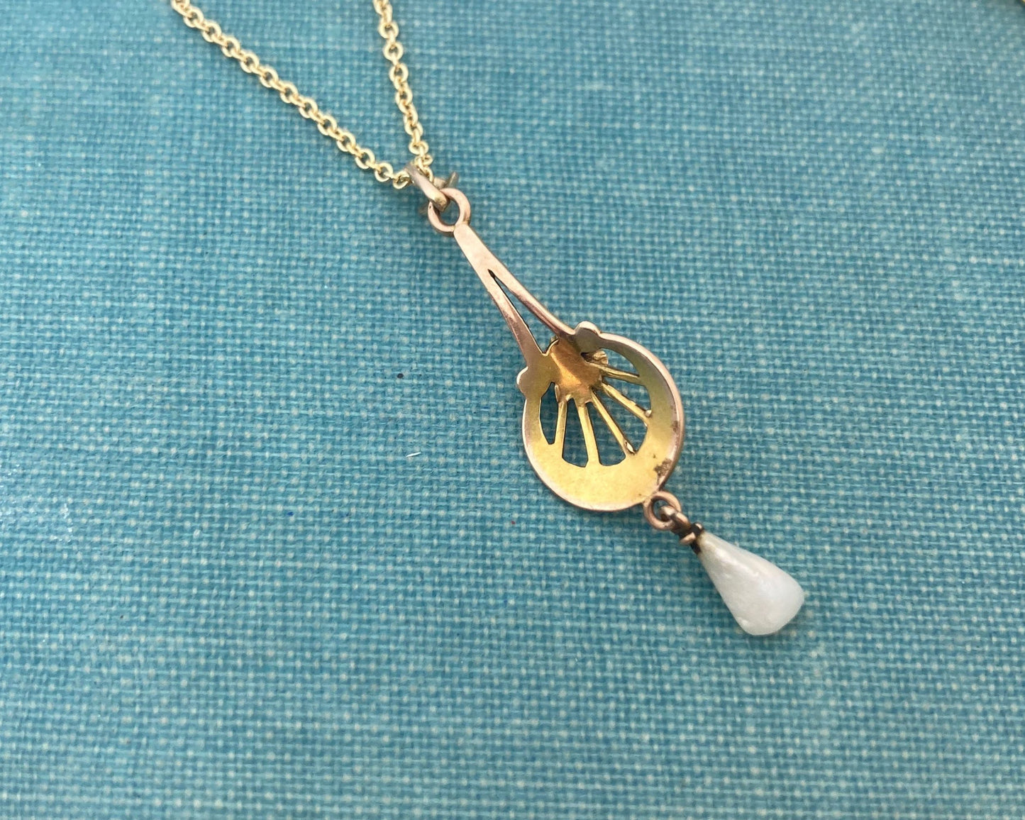 Lavaliere Pendant