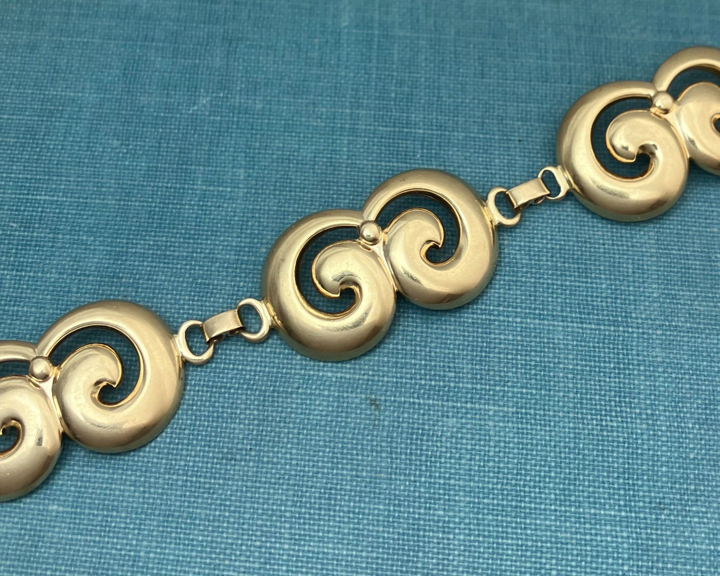 Swirl Link Bracelet