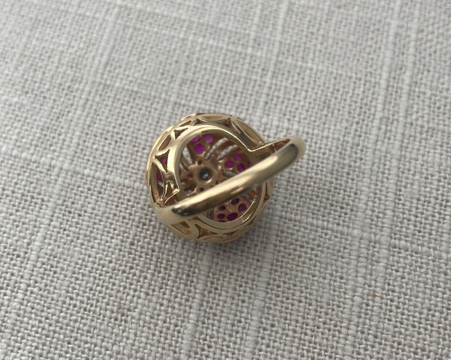 Ruby Bombe Ring