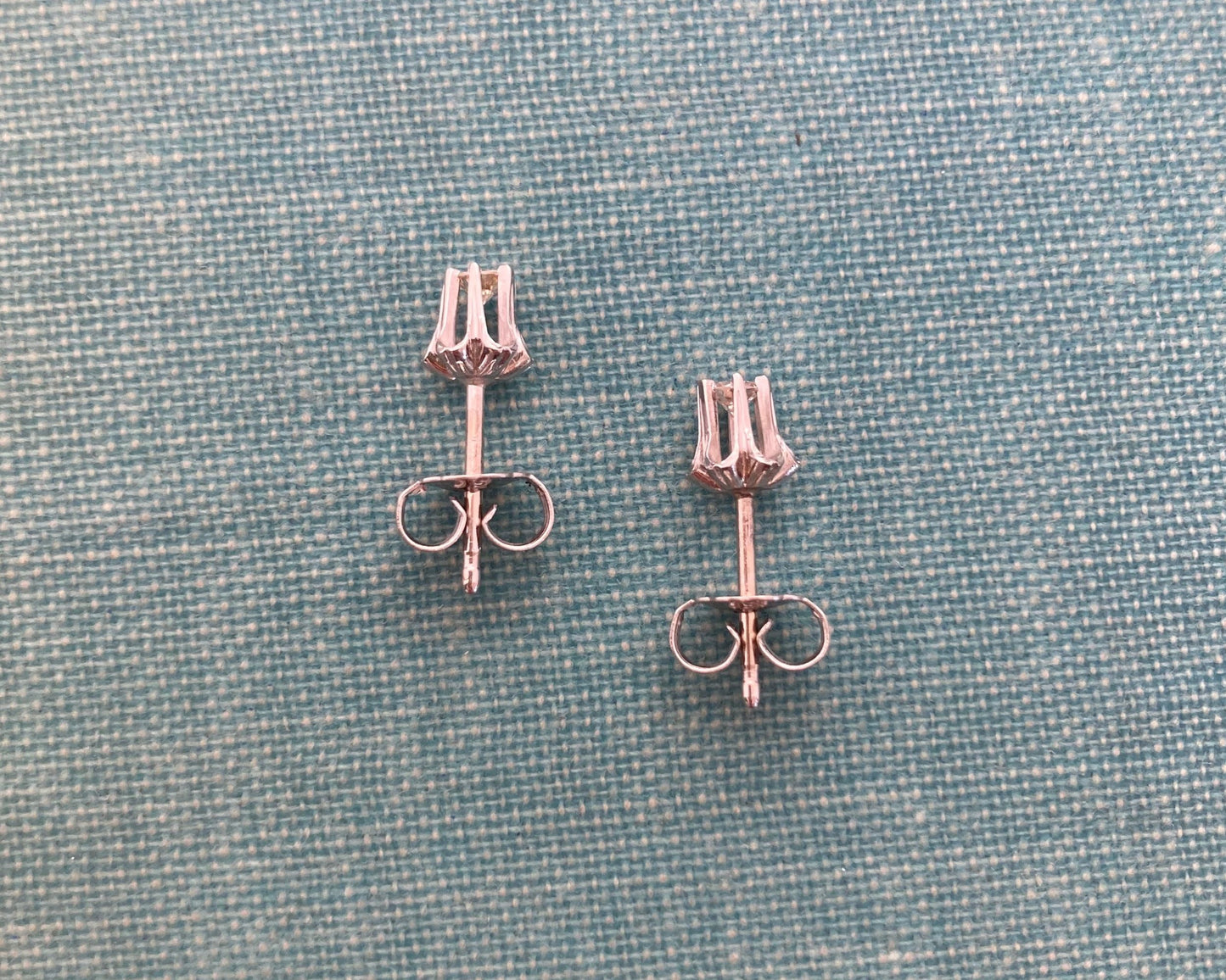 Mini Diamond Buttercup Earrings