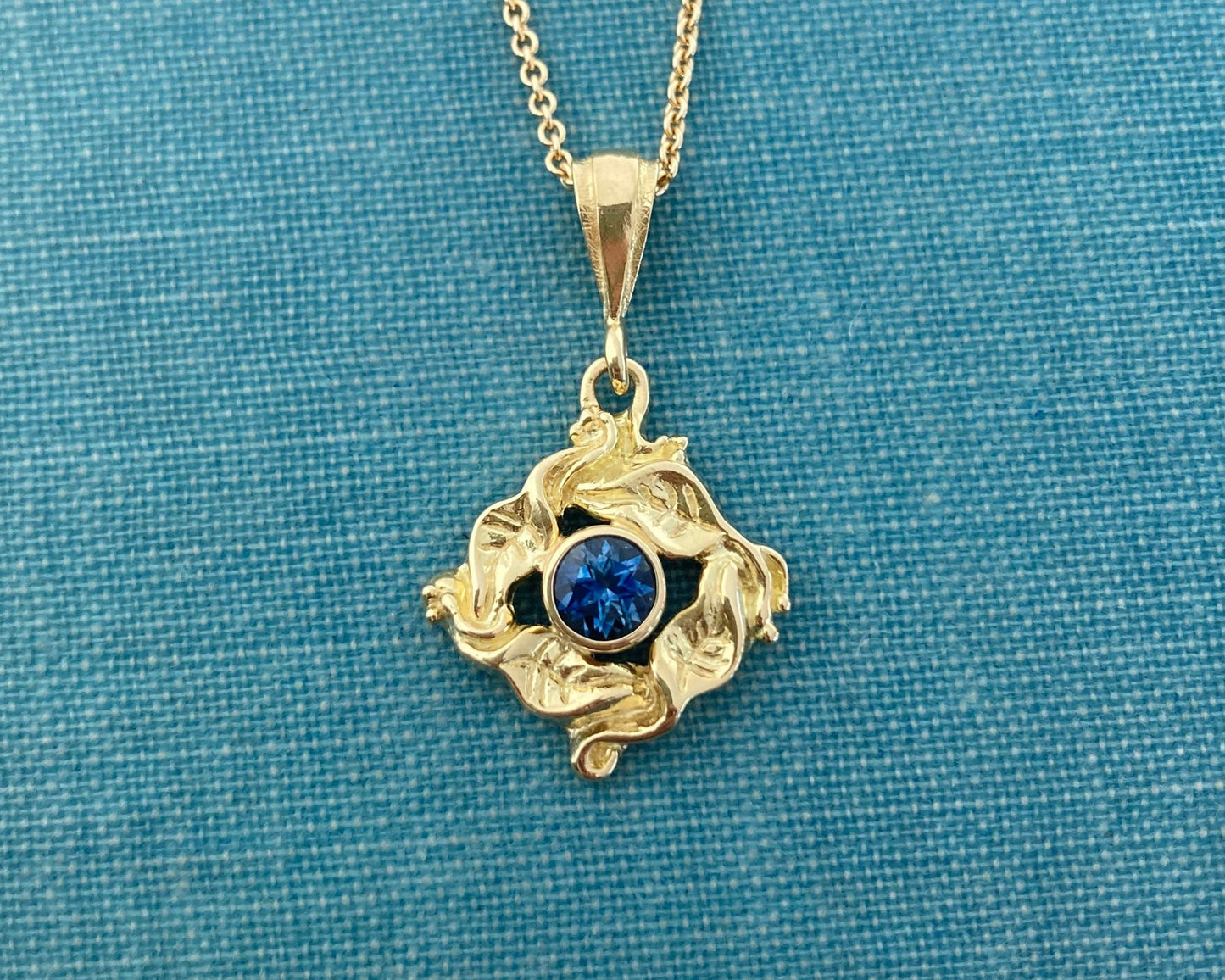 Circle Wreath Pendant with Montana Sapphire